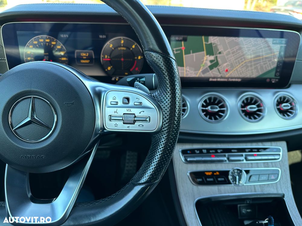 Mercedes-Benz E - 15