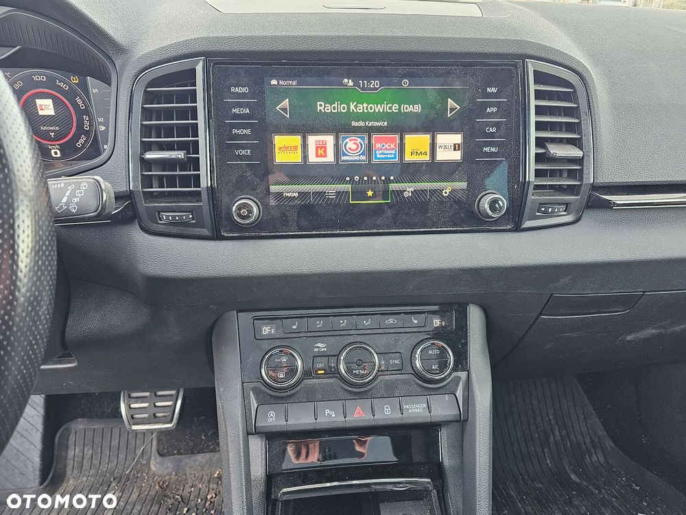 Skoda Karoq 2.0 TDI SCR 4x4 DSG Sportline - 24