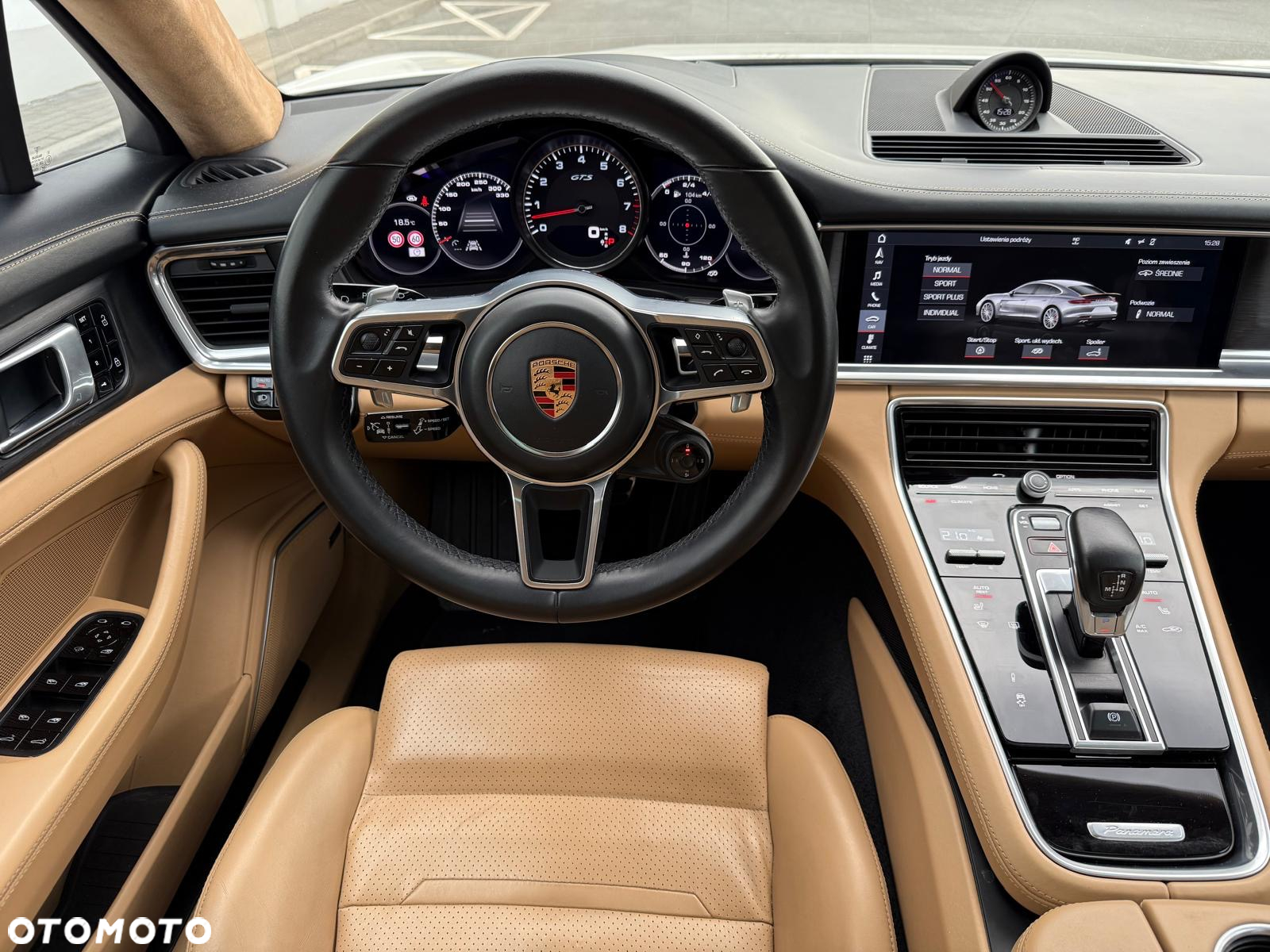 Porsche Panamera GTS GPF - 14