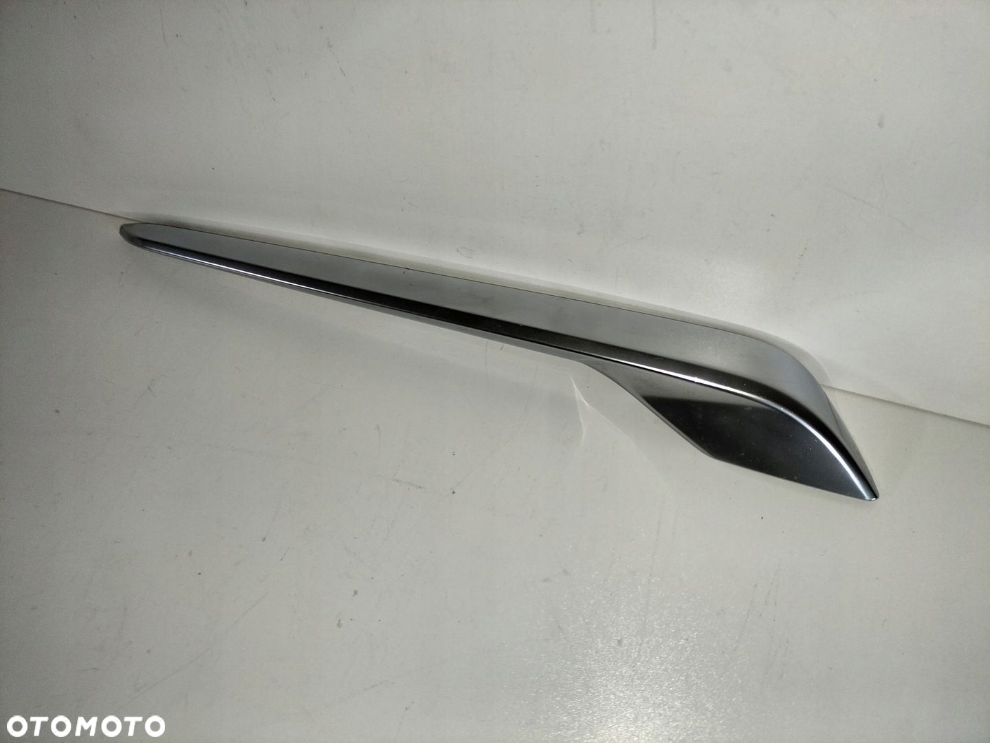 Listwa atrapy przód chrom-satyna prawa OPEL INSIGNIA B 17- - 2