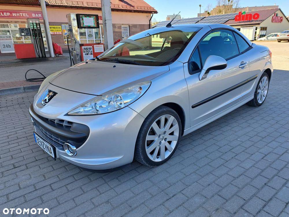 Peugeot 207 CC - 1