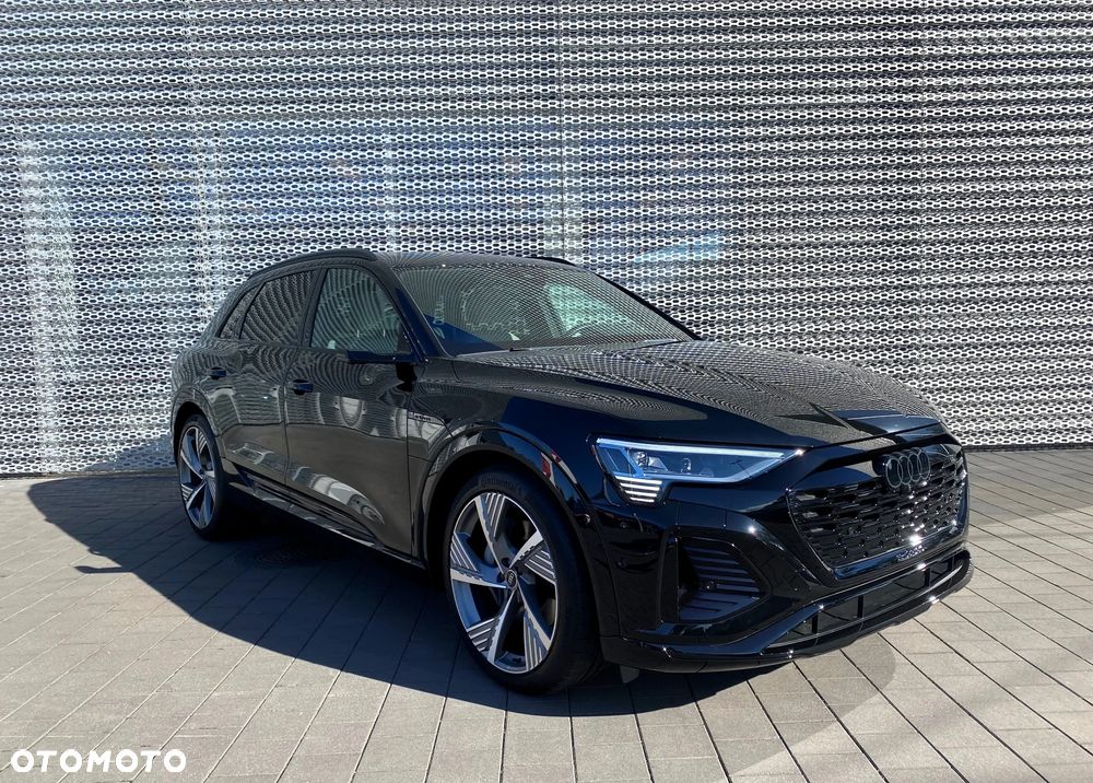 Audi Q8 e-tron 55 Quattro S Line - 7