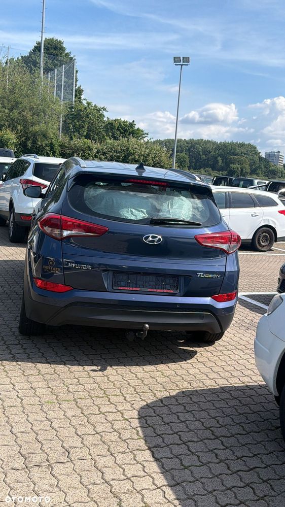 Hyundai Tucson - 1