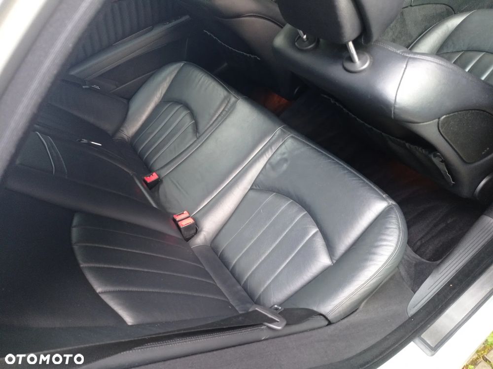 Mercedes-Benz Klasa E 320 CDI Elegance - 5