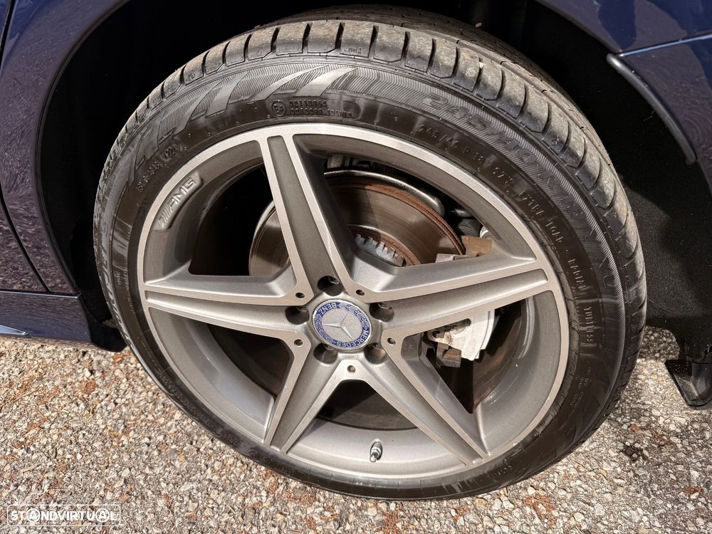 Mercedes-Benz C 300 h AMG Line - 27