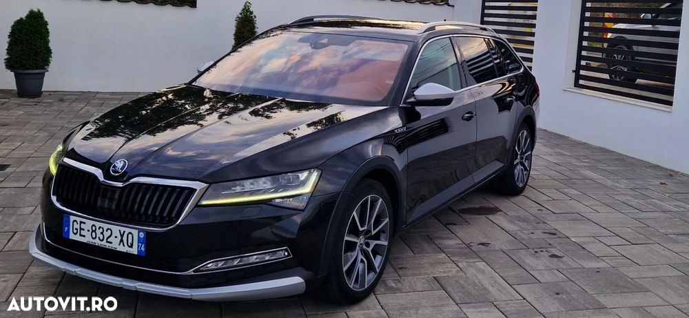 Skoda Superb Combi 2.0 TDI 4x4 DSG Scout - 15