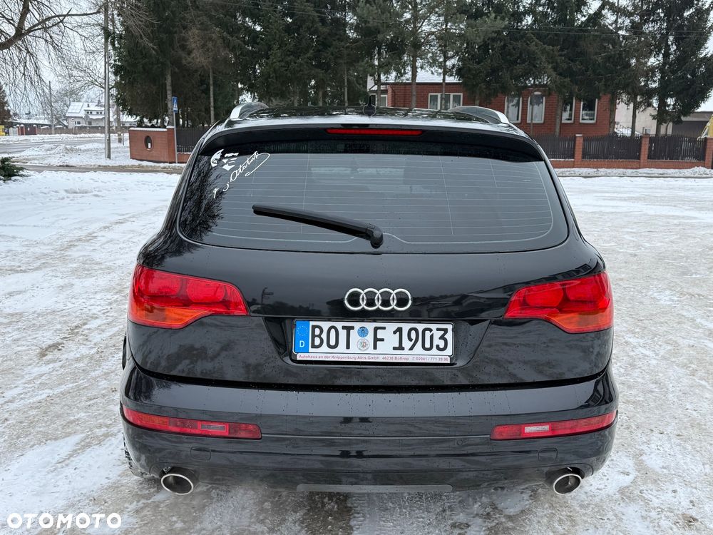Audi Q7 - 10