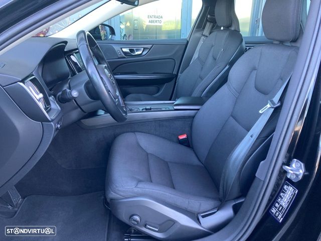 Volvo V60 D3 Geartronic Momentum Core - 26