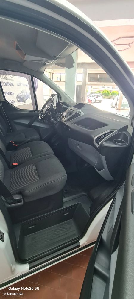 Ford Transit Custom - 33