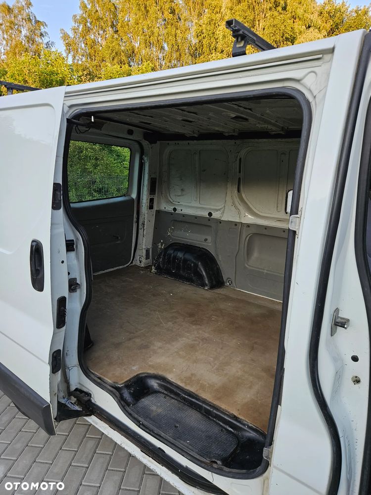 Renault Trafic - 28