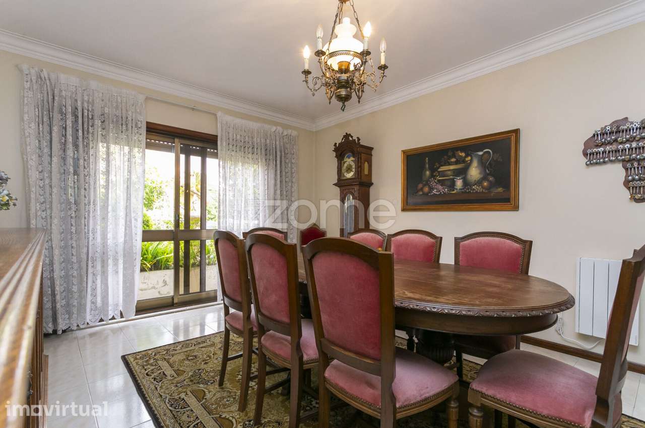 Moradia T3 Térrea com Anexos e Jardim na Cidade da Maia - Grande imagem: 4/60