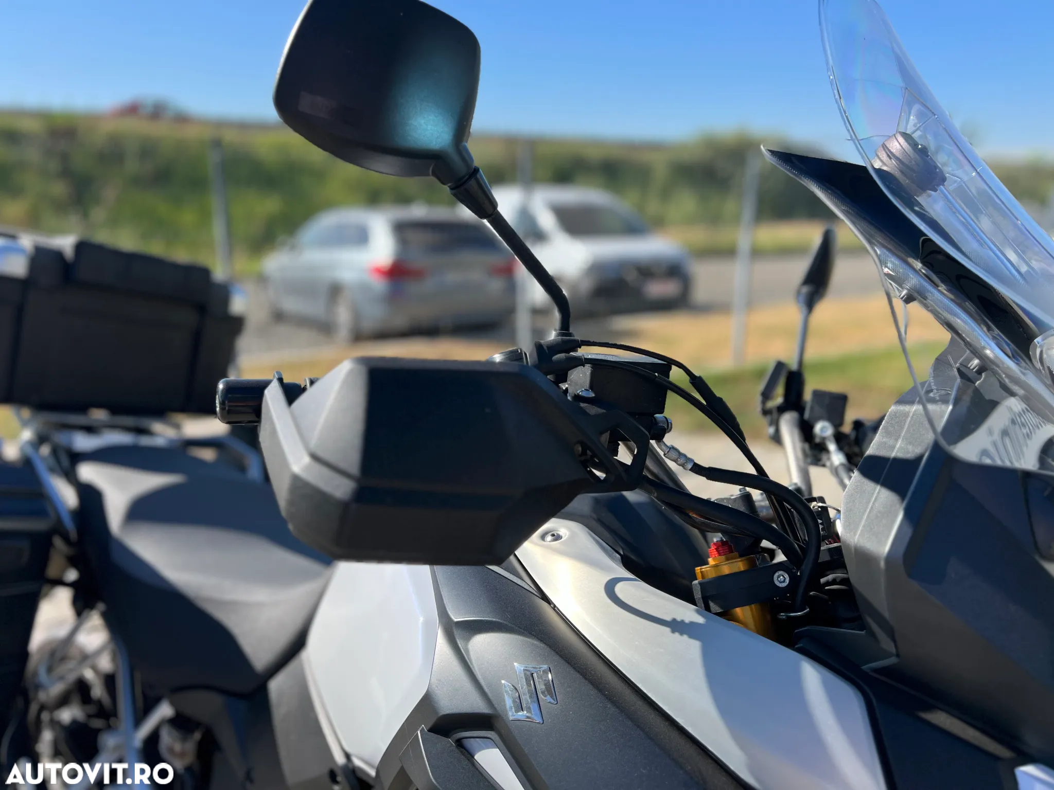 Suzuki DL 1000 V-Strom - 10