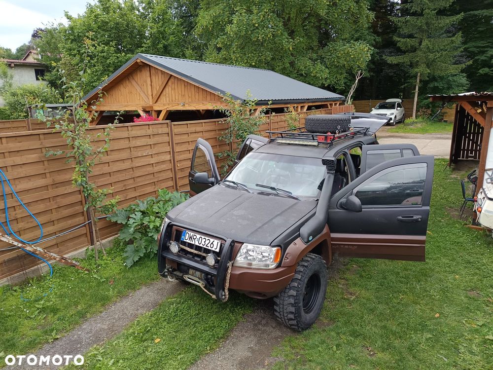 Jeep Grand Cherokee - 2