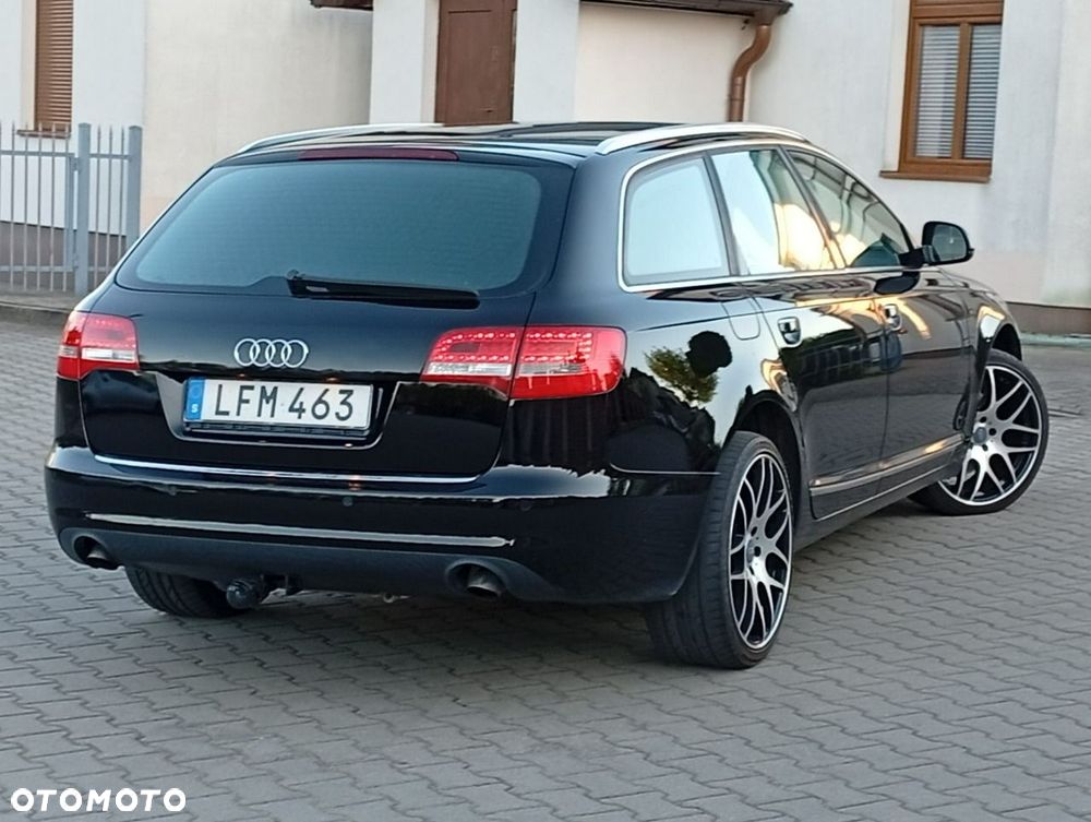 Audi A6 Avant - 17