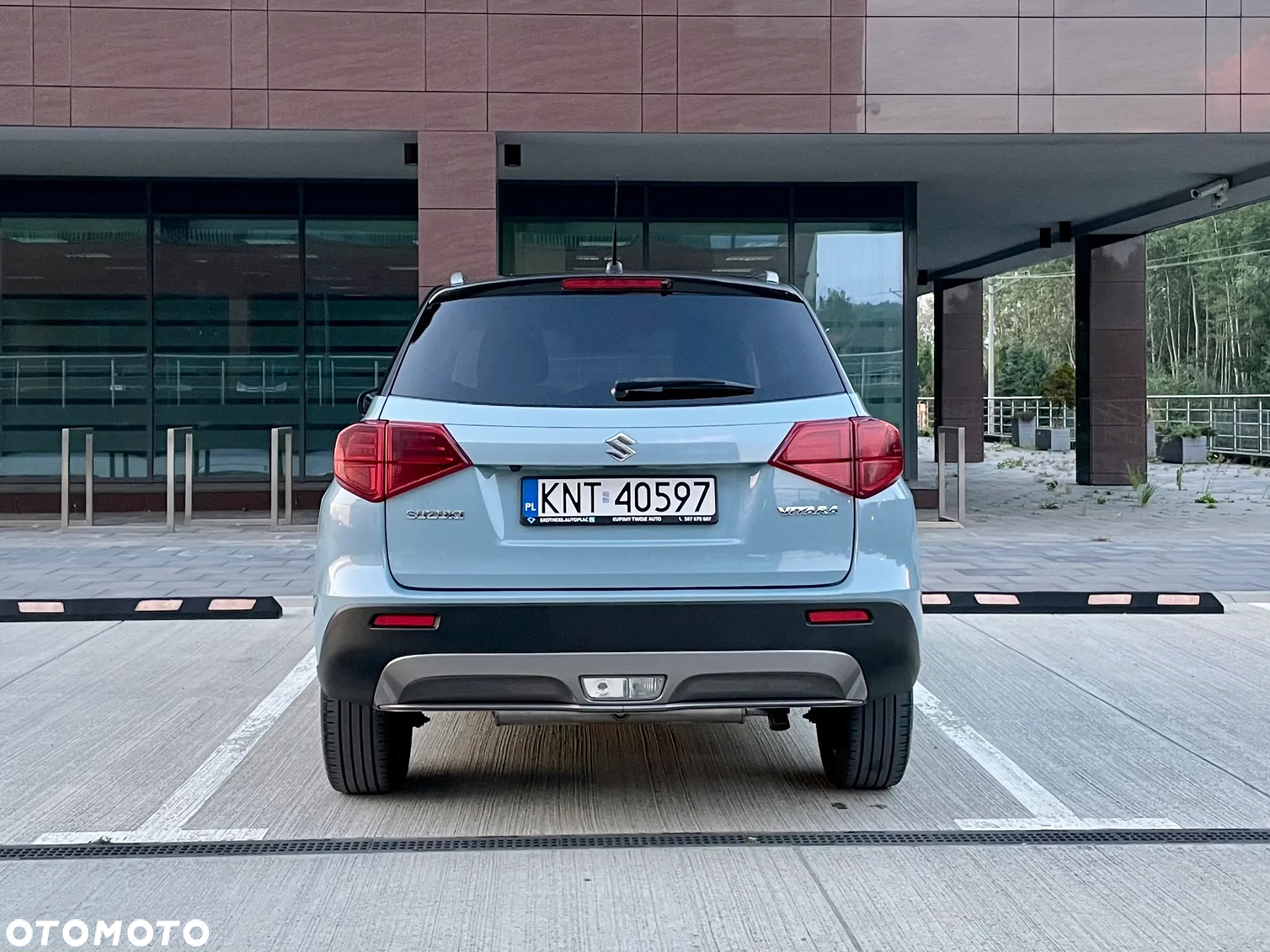 Suzuki Vitara 1.4 Boosterjet Premium 2WD - 19