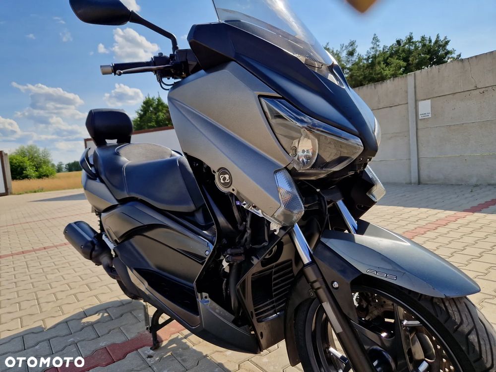 Yamaha X-max - 33