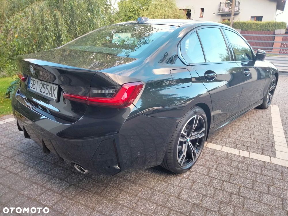 BMW Seria 3 318i M Sport - 4