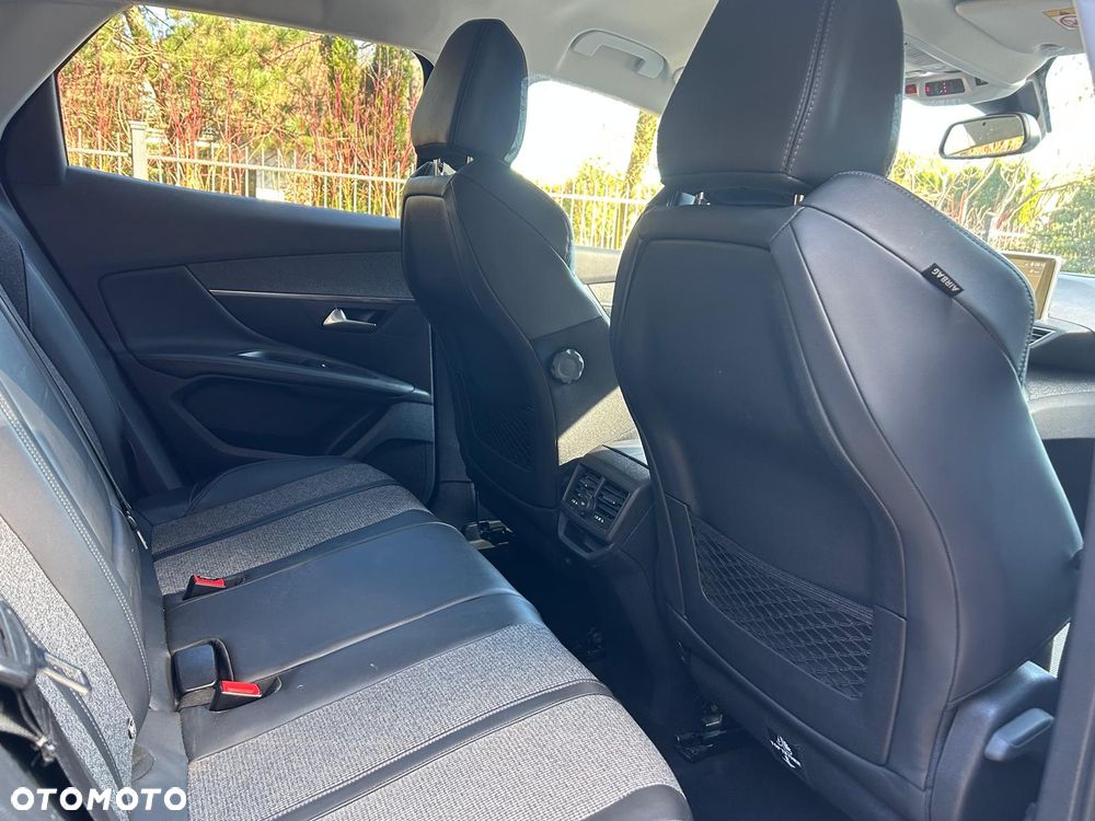 Peugeot 3008 1.6 BlueHDi Allure S&S - 17