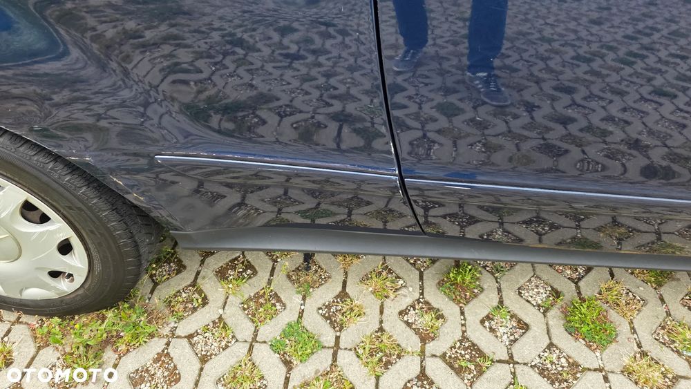 Mercedes-Benz Klasa A 150 Classic Edition 10 - 14