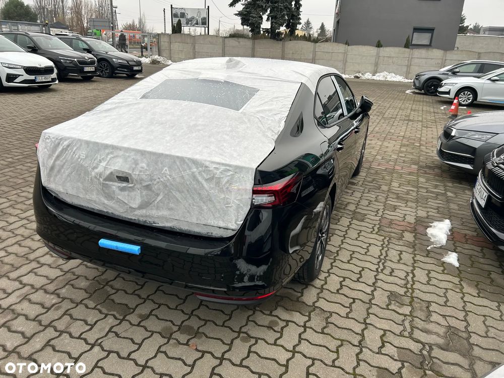 Skoda Superb 1.5 TSI mHEV DSG Essence - 5