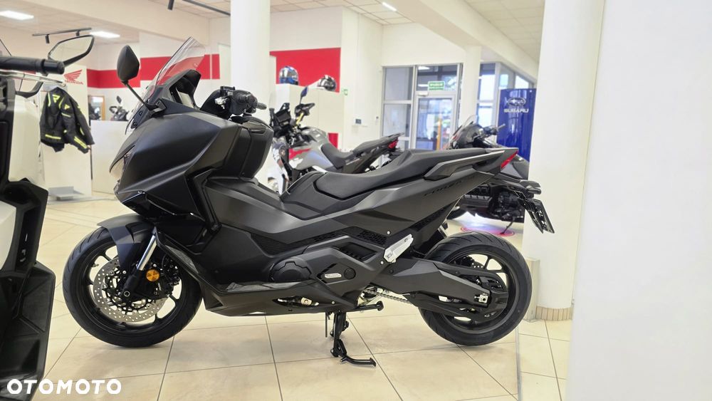 Honda NSS - 5