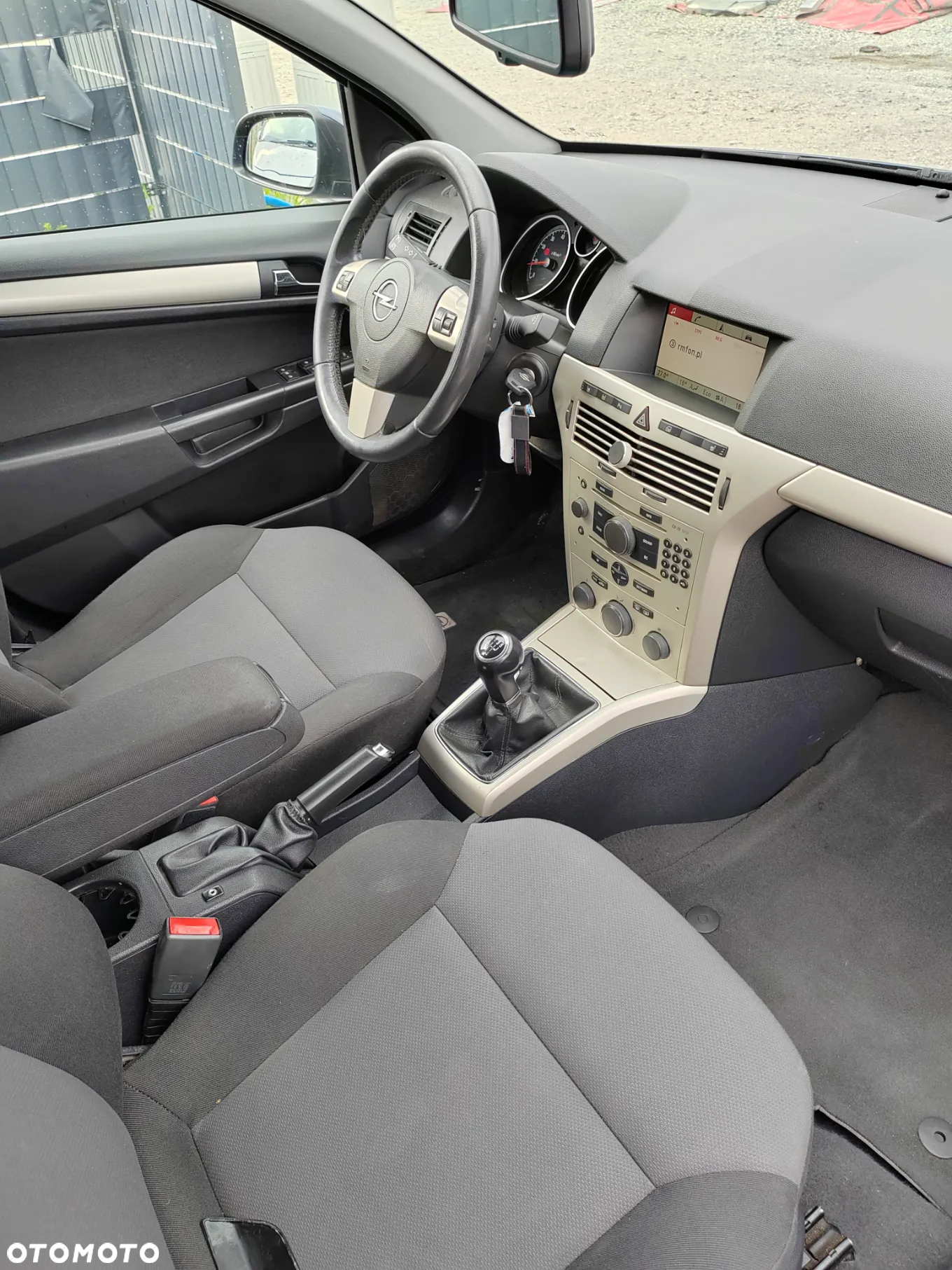Opel Astra 1.6 150 Jahre - 4