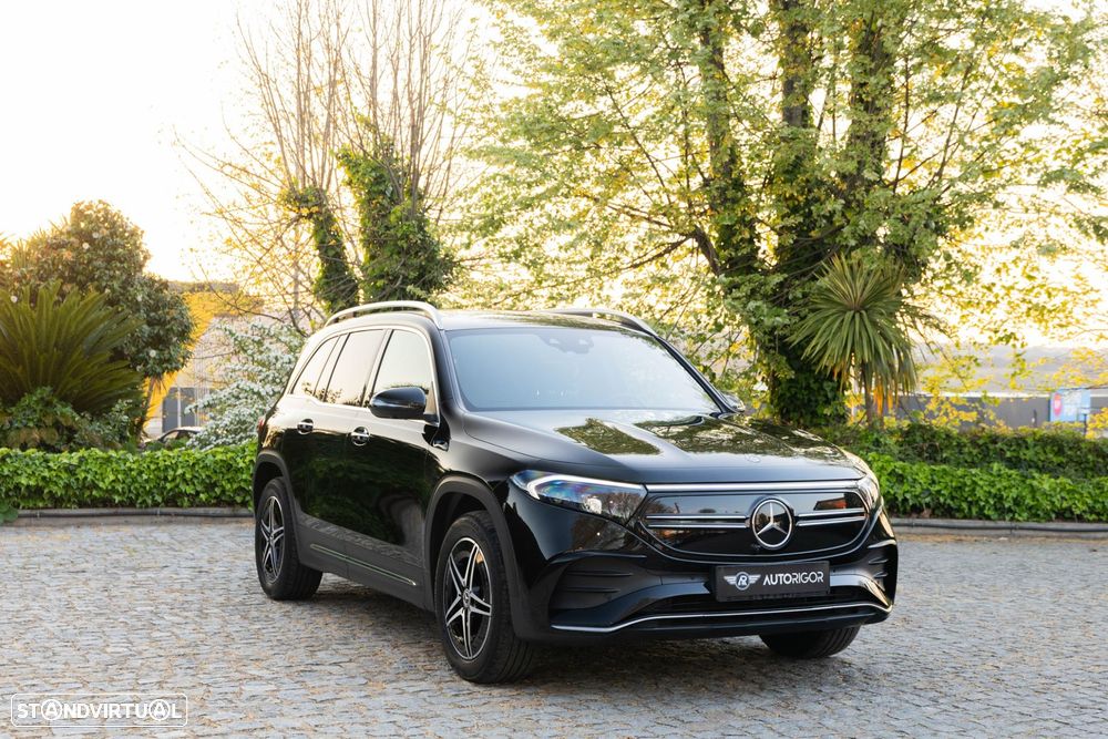 Mercedes-Benz EQB 300 4Matic AMG Line - 1