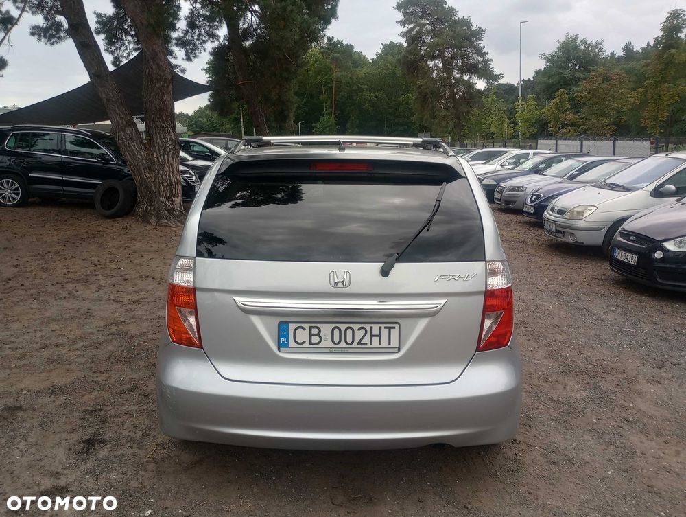 Honda FR-V - 7
