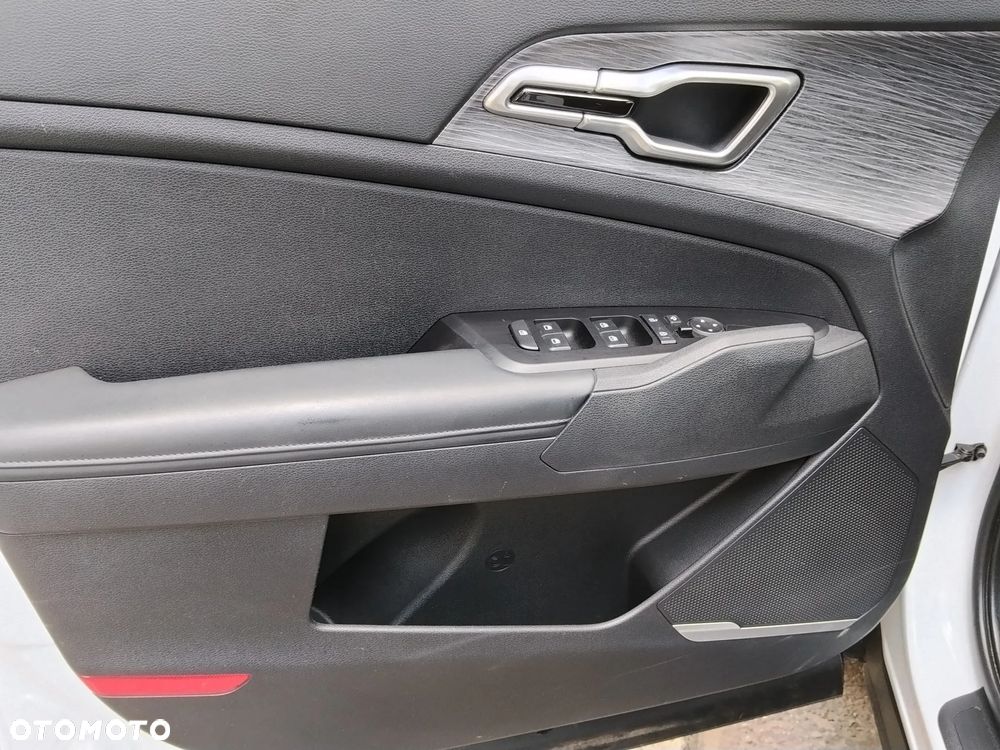 Kia Sportage 1.6 T-GDI MHEV Business Line 4WD DCT - 14