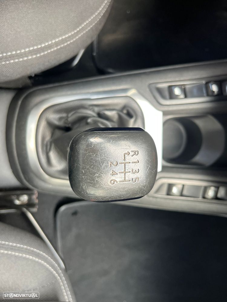 Citroën C-Elysée 1.5 BlueHDi Feel - 25