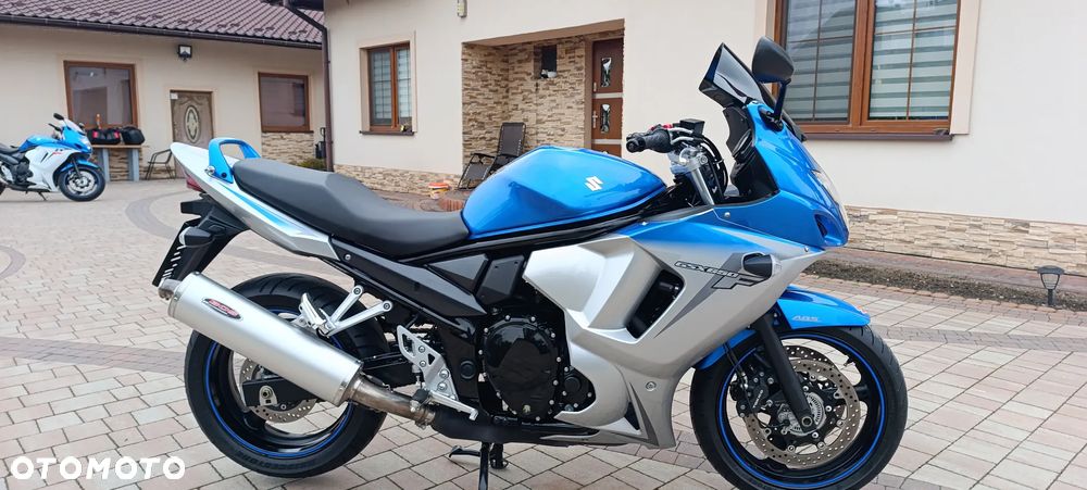 Suzuki GSX-R - 3