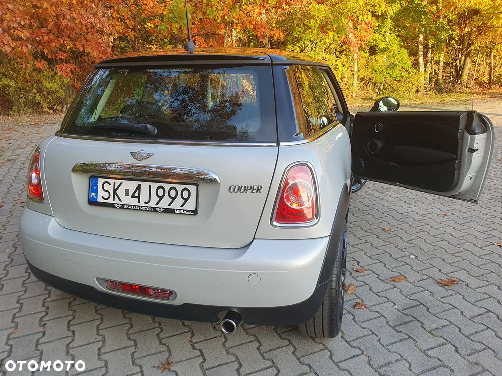 MINI Cooper Standard - 23