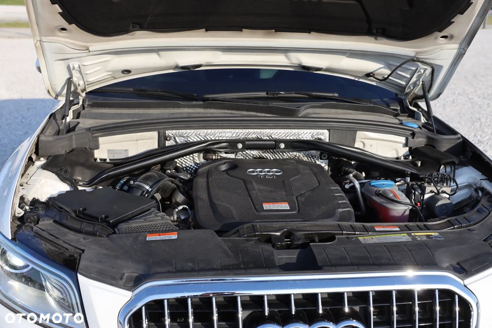 Audi Q5 2.0 TDI quattro S tronic design - 12