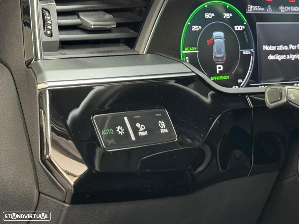 Audi e-tron 55 quattro Advanced - 34