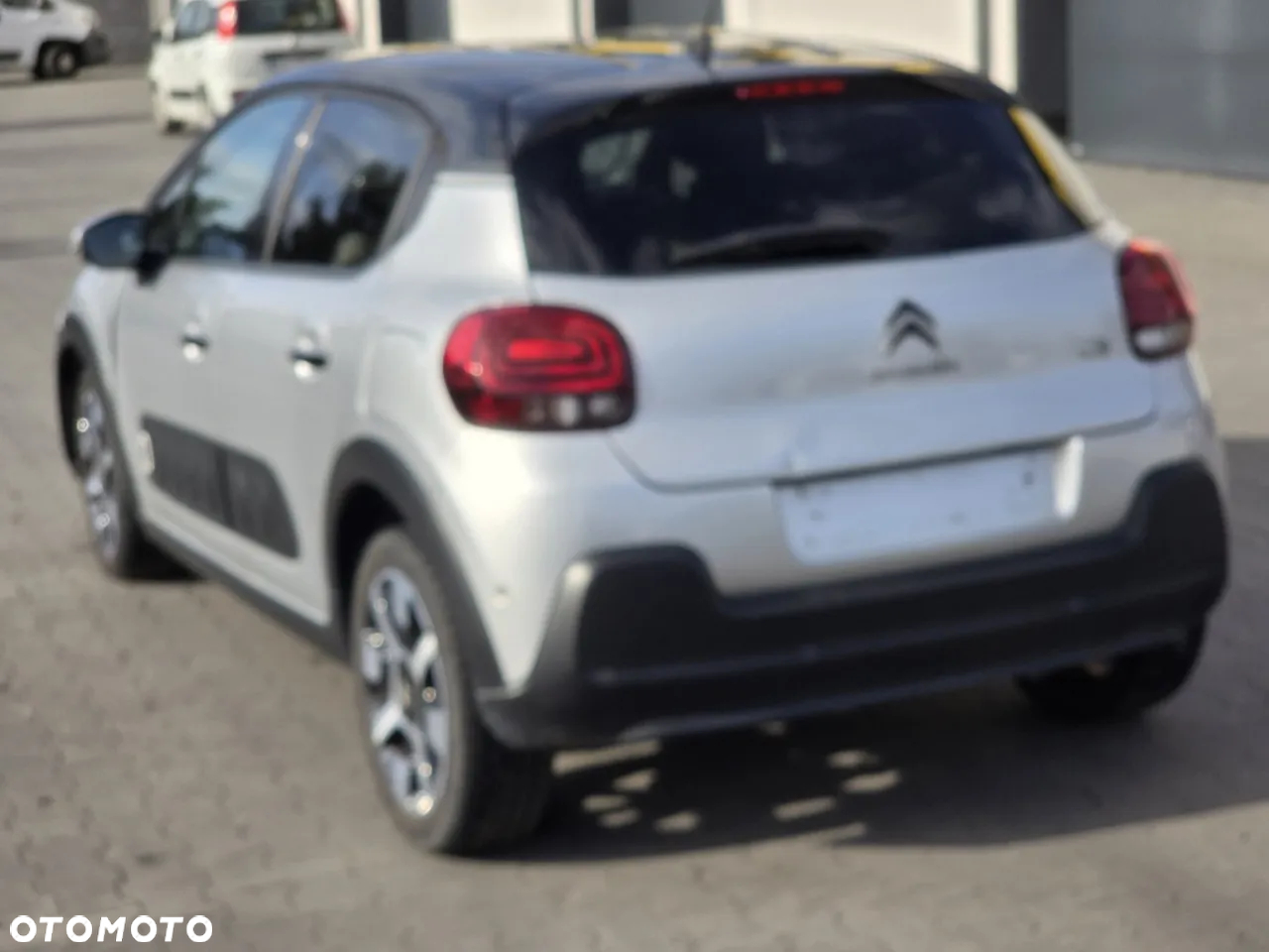 Citroën C3 1.2 PureTech Shine S&S EAT6 - 3