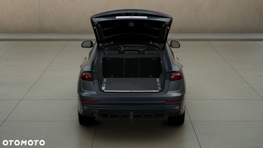 Audi Q8 - 8