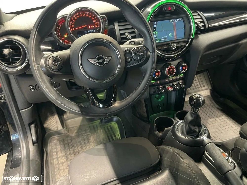 MINI 3 Portas Cooper Auto - 7