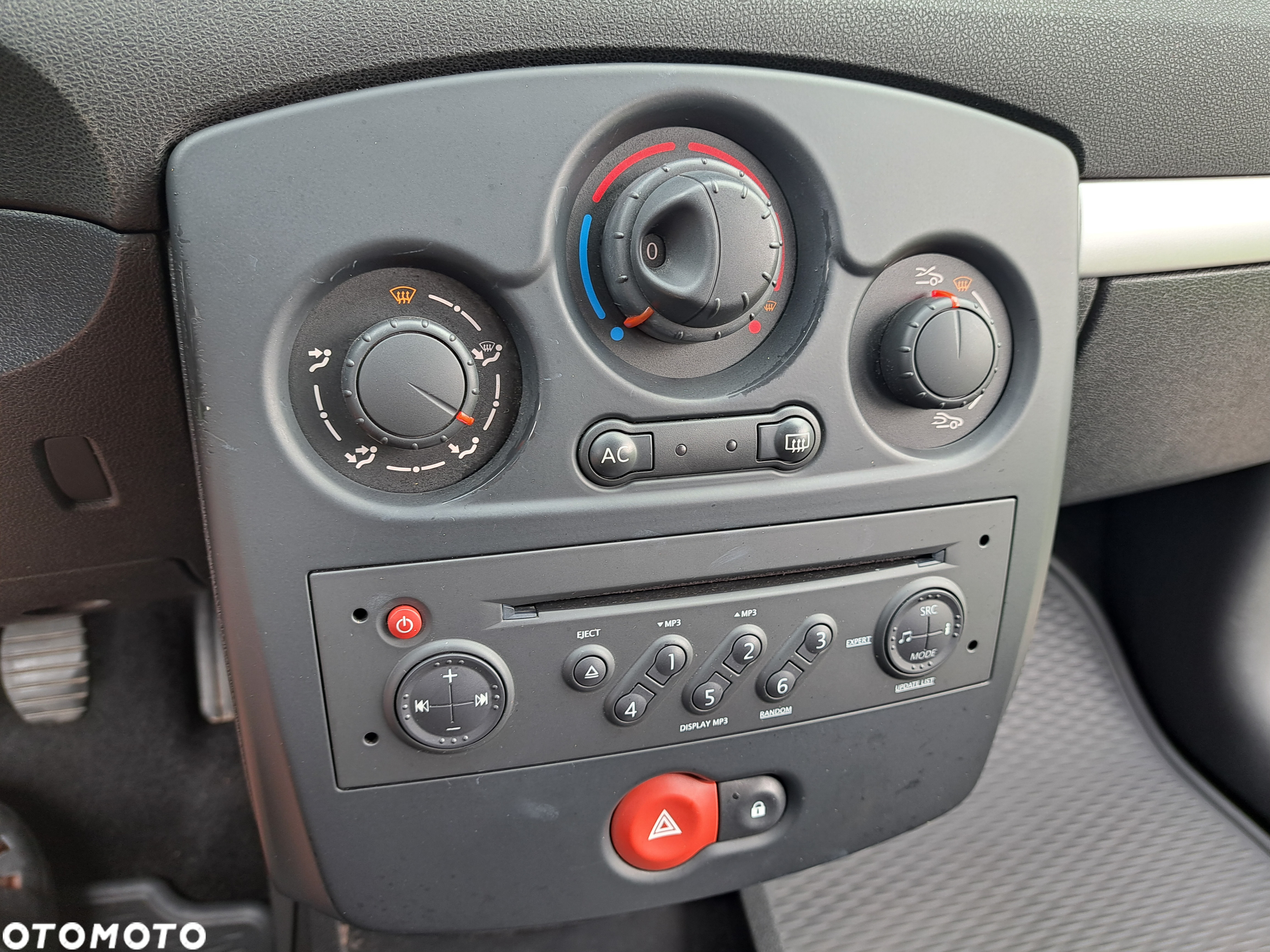 Renault Clio 1.2 16V TCE Dynamique - 23