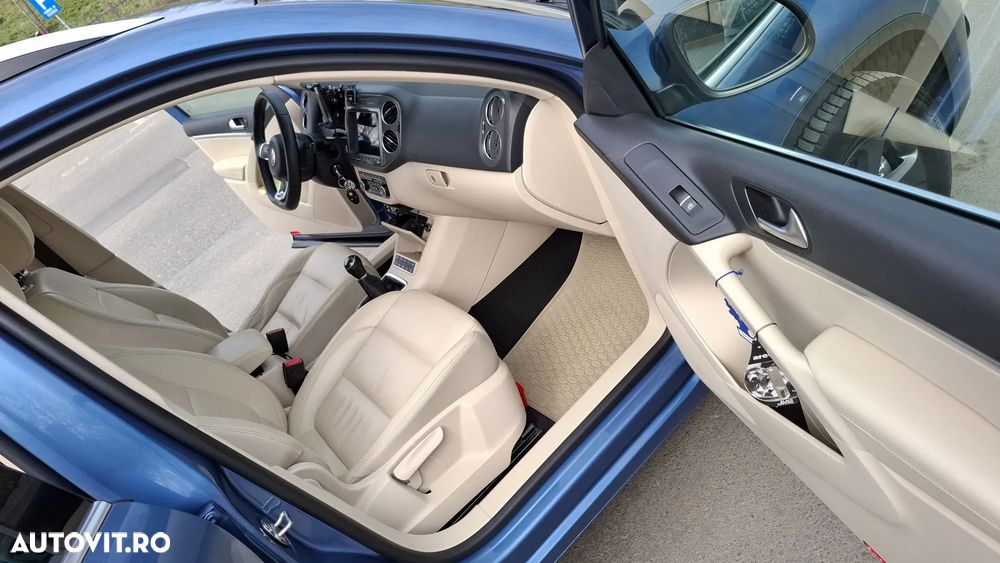 Volkswagen Tiguan 2.0 TDI DPF 4Motion BlueMotion Technology Sport & Style - 18