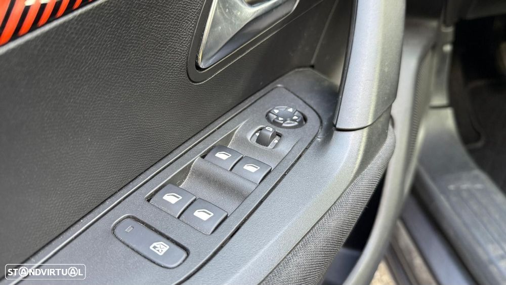 Peugeot 2008 PureTech 100 Active - 27