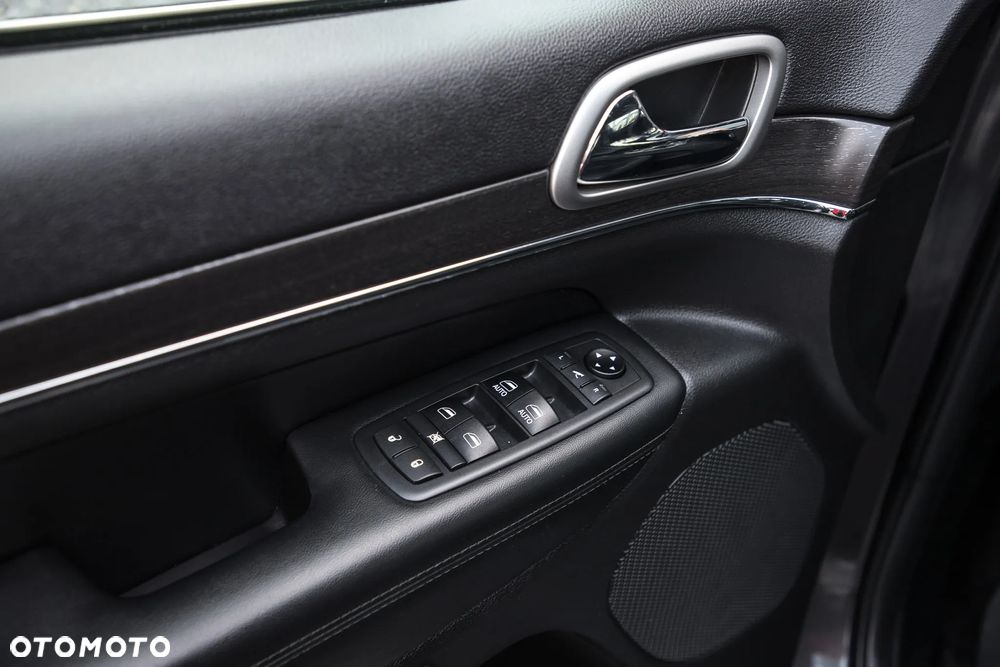 Jeep Grand Cherokee 3.0 CRD Limited - 36