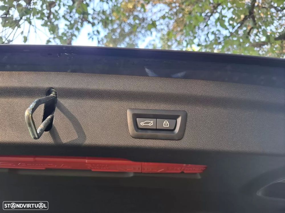 MINI Countryman Cooper SD Auto Desportiva - 17