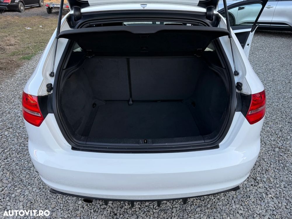 Audi A3 1.2 TFSI S line Sportpaket - 22