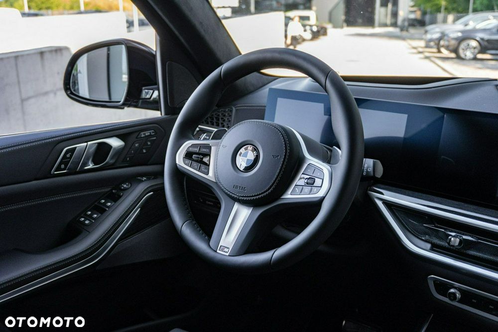 BMW X7 - 23