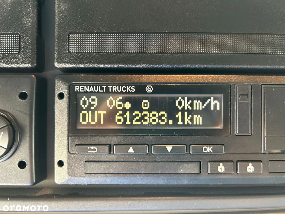 Renault T 440 Sleeper - 10