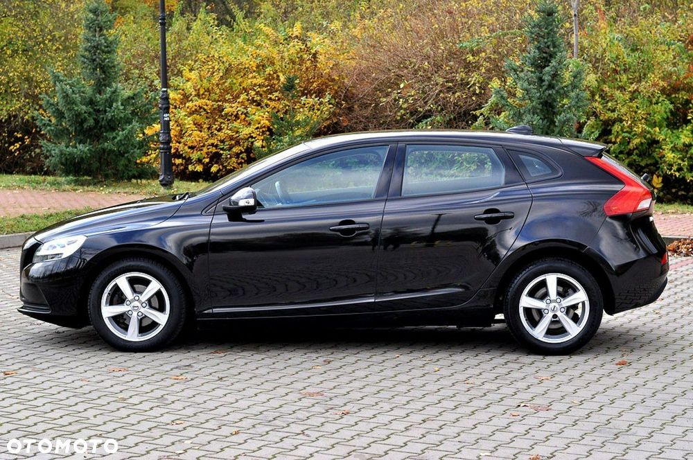 Volvo V40 D2 Drive-E Momentum - 5