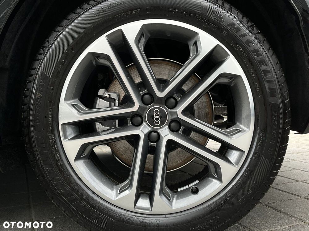 Audi Q5 Sportback - 16