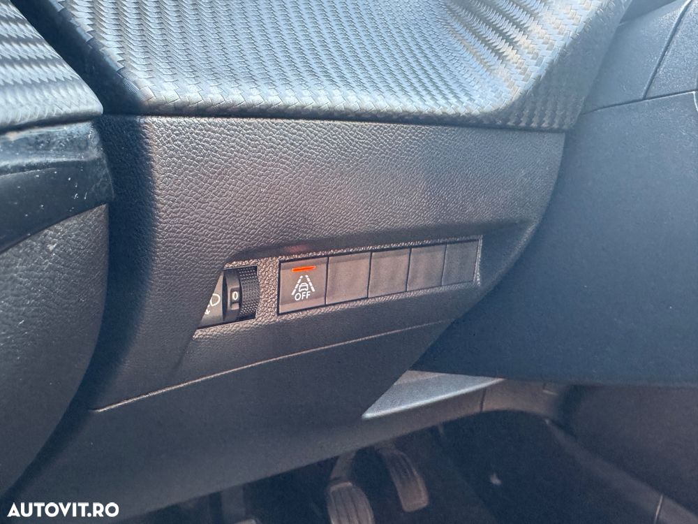 Peugeot 208 1.5 BlueHDi STT Allure - 20