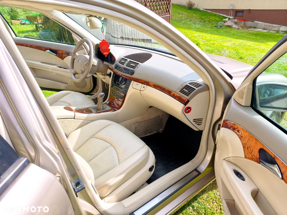 Mercedes-Benz Klasa E 200 Kompressor T Elegance - 7