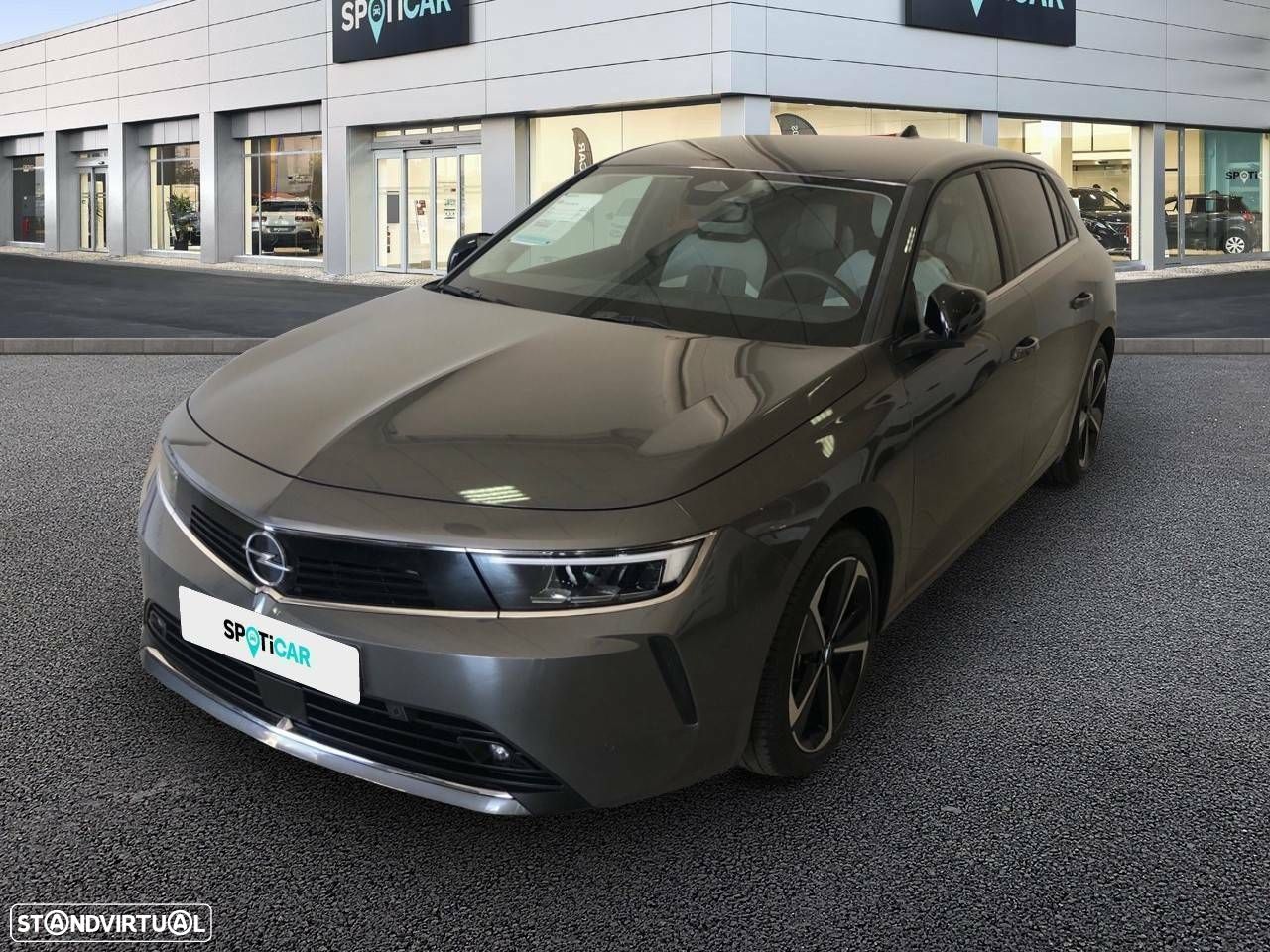 Opel Astra 1.2 T Elegance - 1